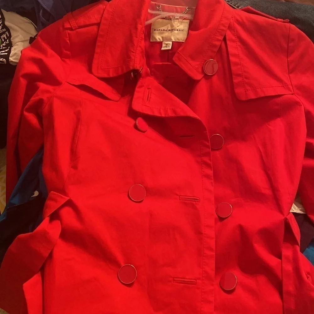 Banana republic red jacket, size small, 100% cotton. Lining is 100% acetate.